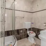 Lägenhet 2 Bedroom Cozy In Crikvenica