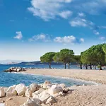 2 Bedroom Cozy In Crikvenica