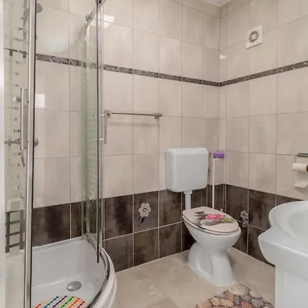 Apartamento Cozy In With Wifi Crikvenica